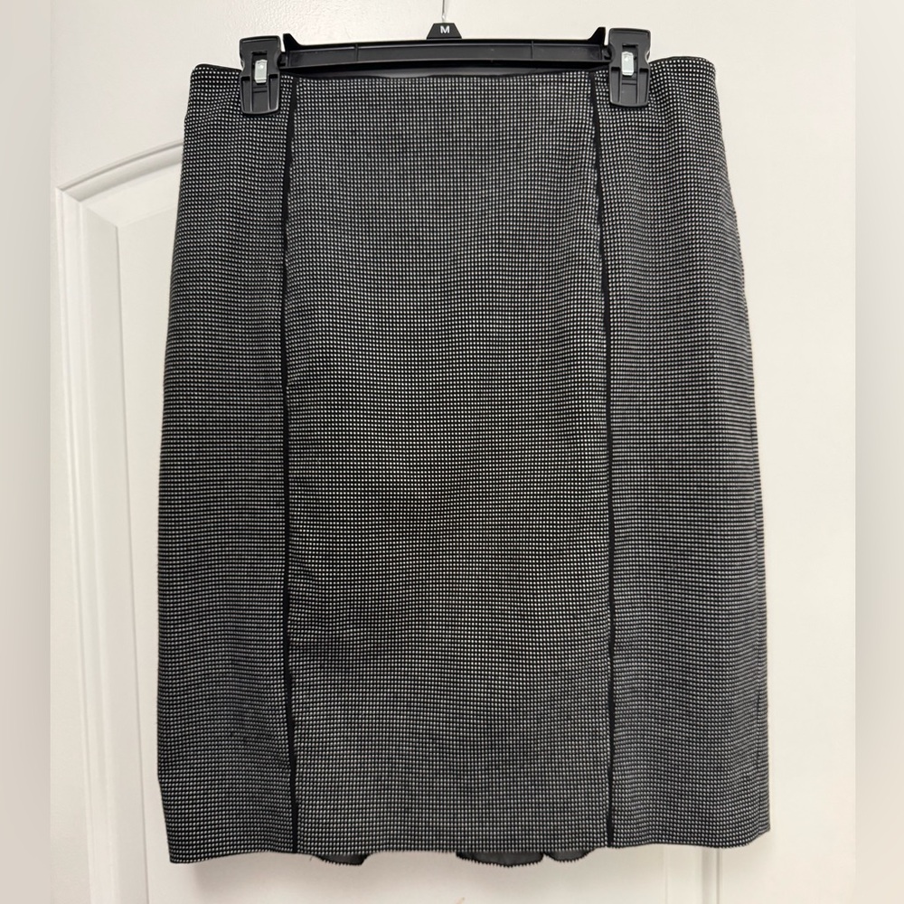 White House Black Market skirt